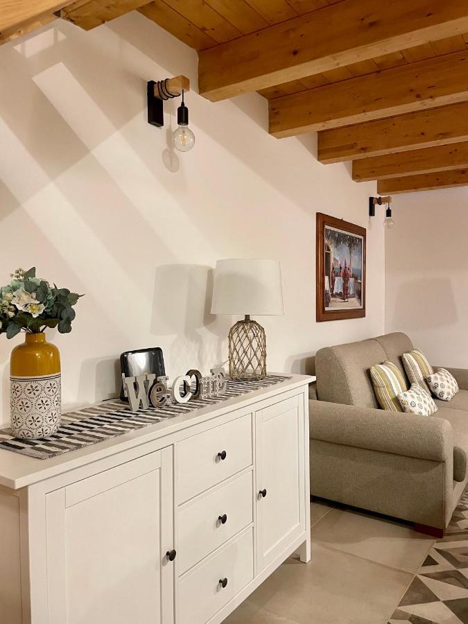 Apartament A Casa Di Dora Bari Zewnętrze zdjęcie
